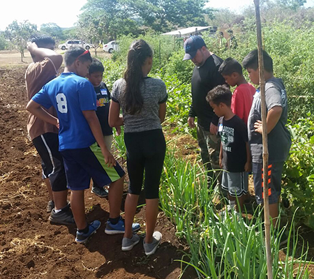 students-at-tinian-crees-station